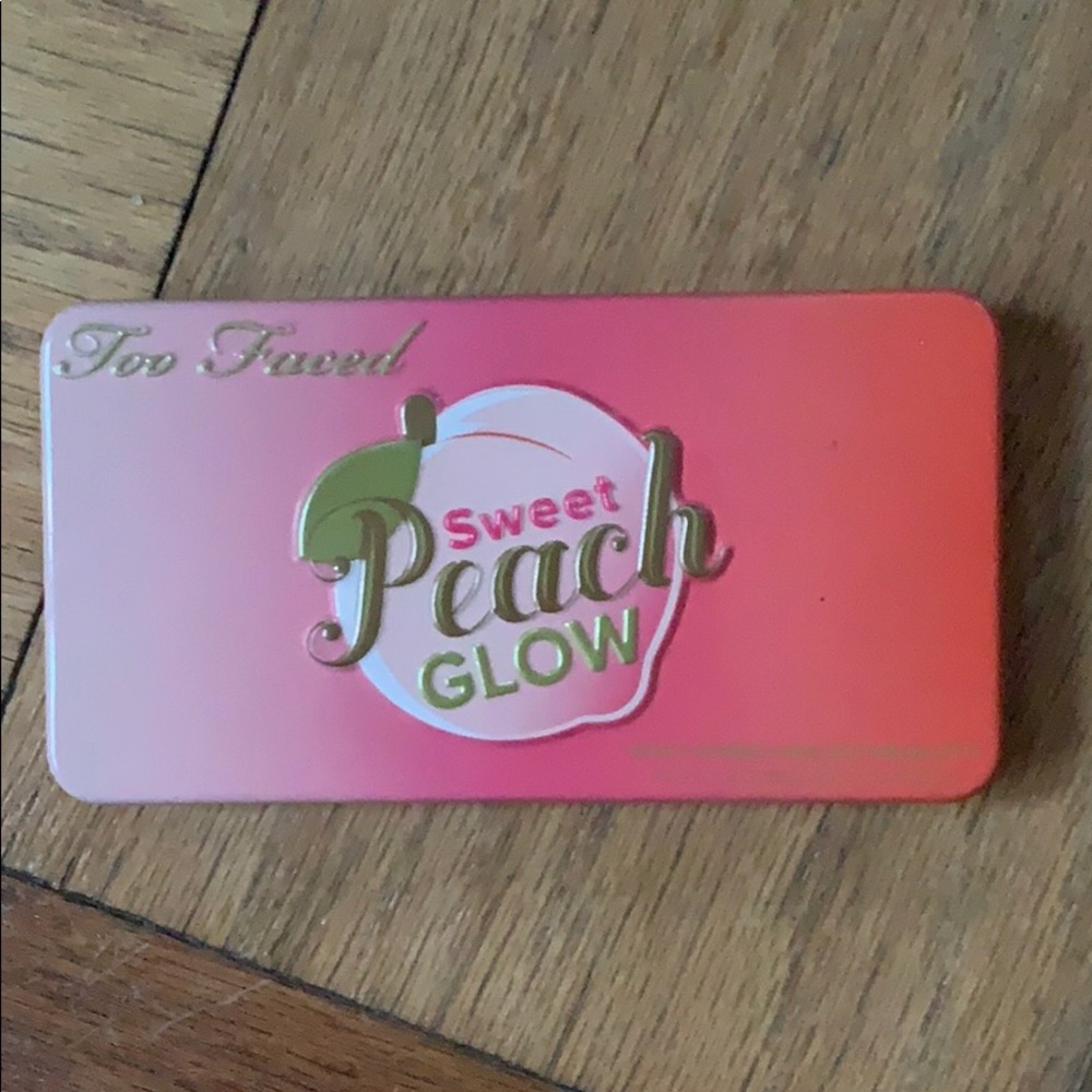 Two faced palettes